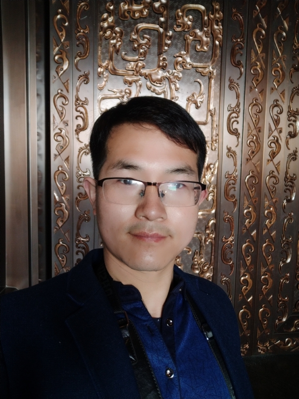 鹏鸟的第一张照片--安阳相亲服务中心