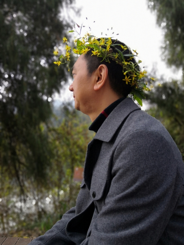 小白杨的第一张照片--安阳相亲服务中心