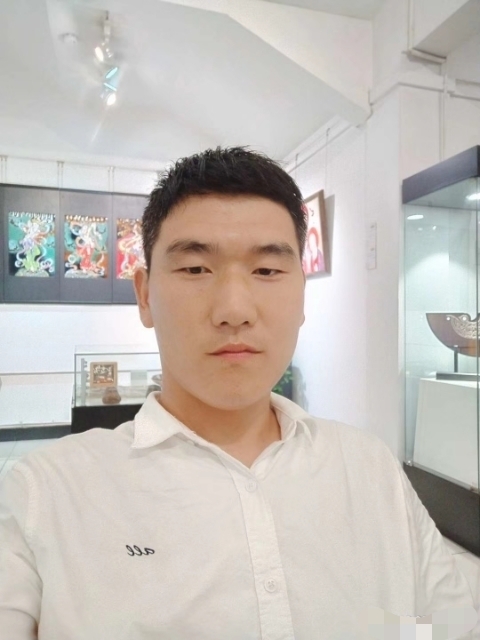 自律人生的第一张照片--安阳相亲服务中心