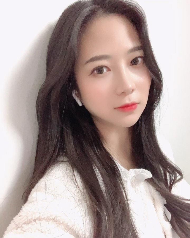 夢怡..的第一张照片--安阳相亲服务中心