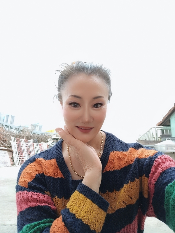 燕子的第四张照片--安阳相亲服务中心