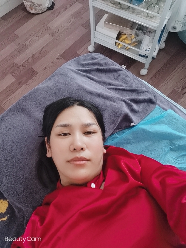 枫叶的第一张照片--安阳相亲服务中心