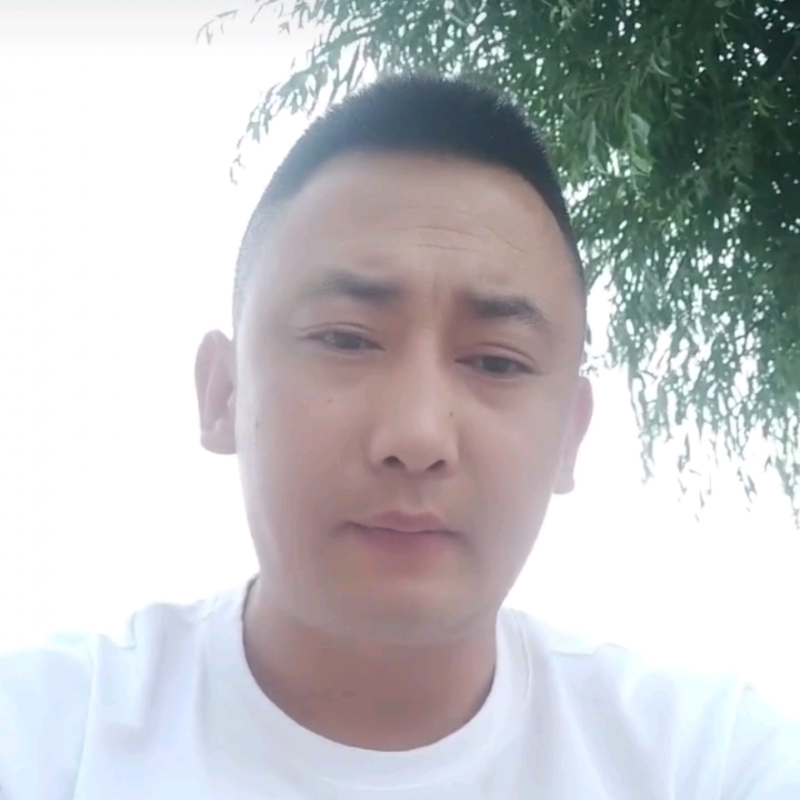 潇洒的第一张照片--安阳相亲服务中心