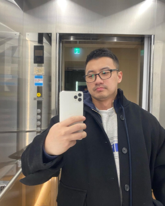 马甲线的第一张照片--安阳相亲服务中心