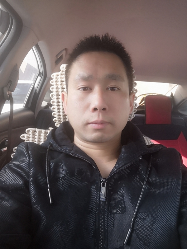 孤独的狼的第二张照片--安阳相亲服务中心