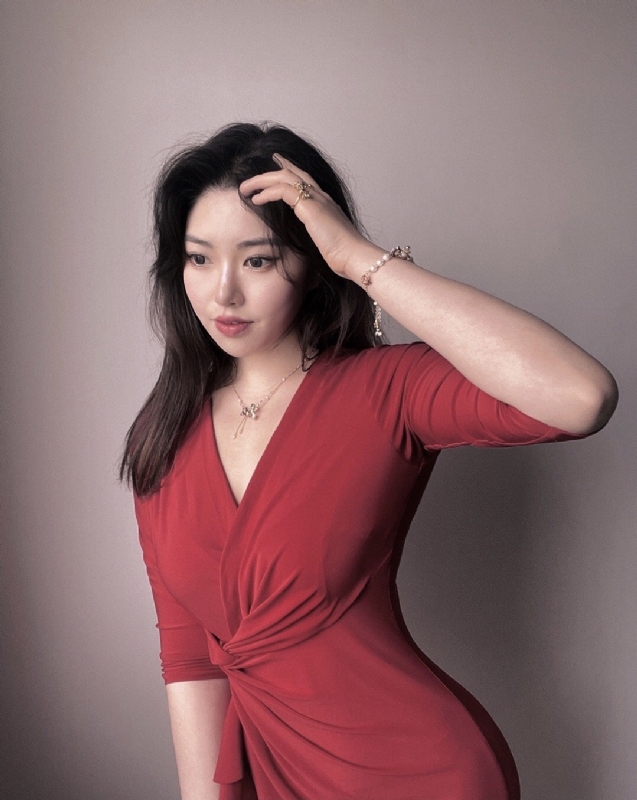 YANGYANG的第一张照片--安阳相亲服务中心