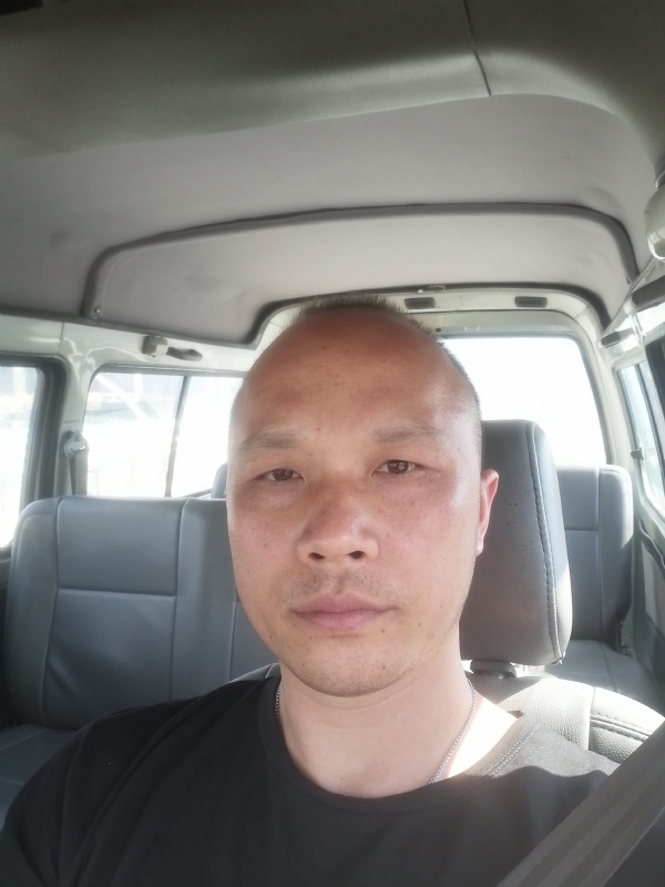 新旺丁的第一张照片--安阳相亲服务中心