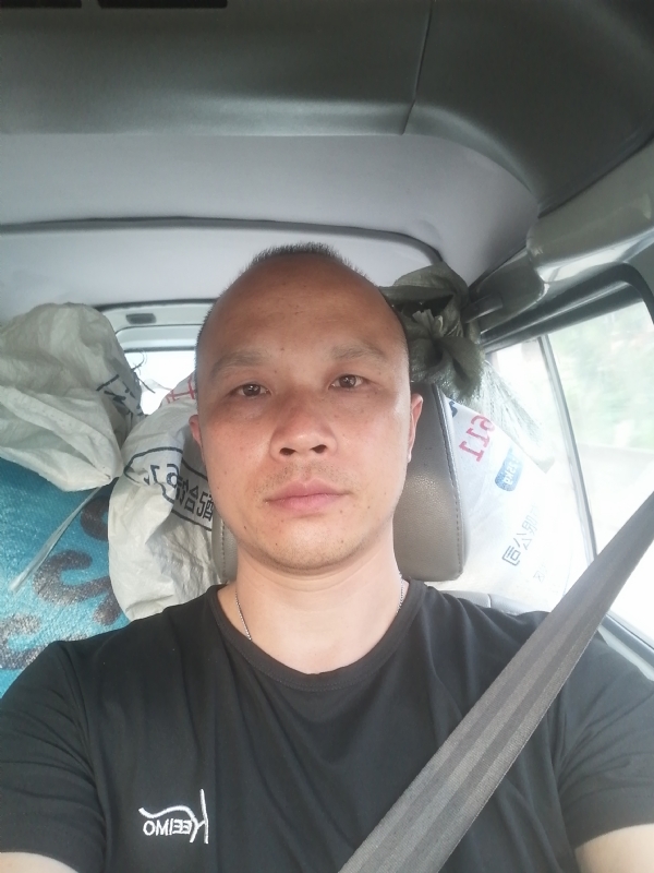 新旺丁的第二张照片--安阳相亲服务中心