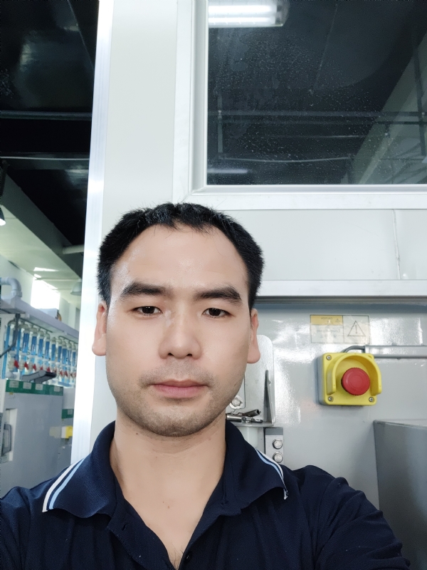 黄伟的第一张照片--安阳相亲服务中心