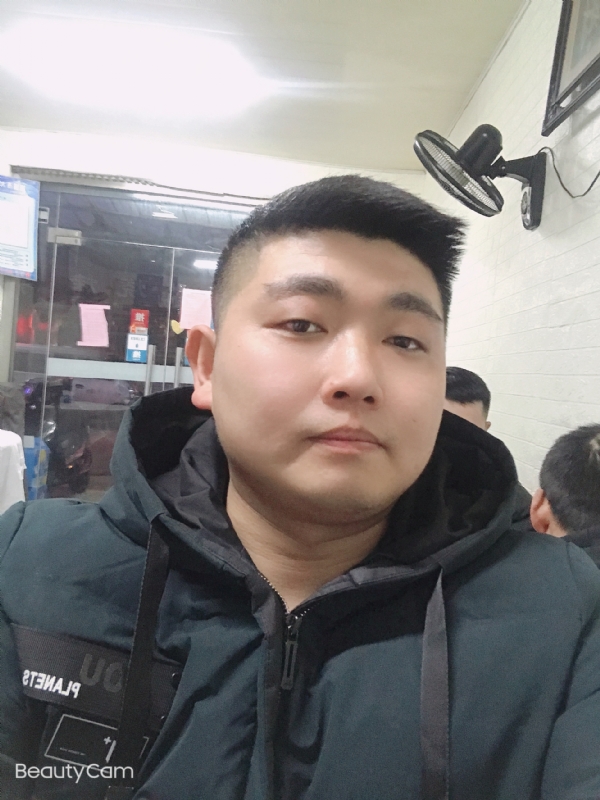 回忆是个小孩的第一张照片--安阳相亲服务中心