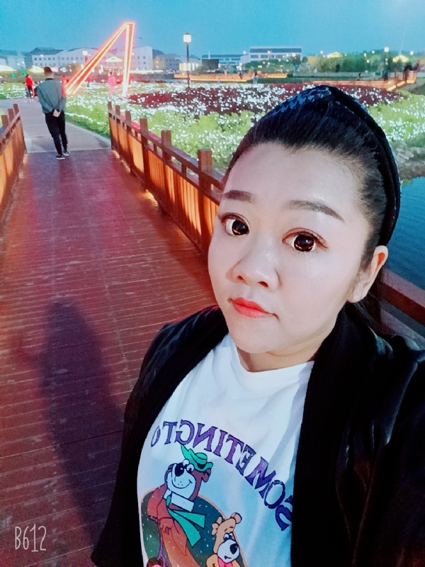 孙晓雪的第一张照片--安阳相亲服务中心