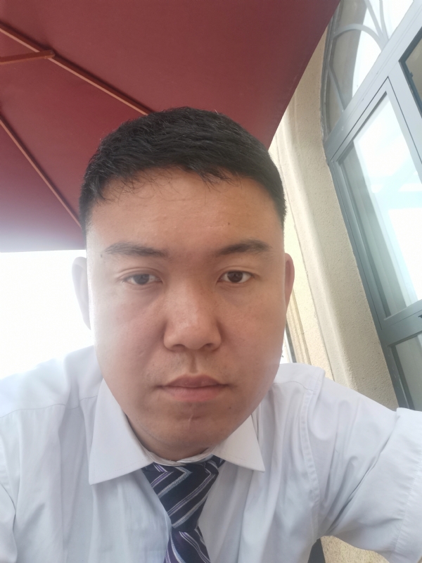 小龙哥的第一张照片--安阳相亲服务中心