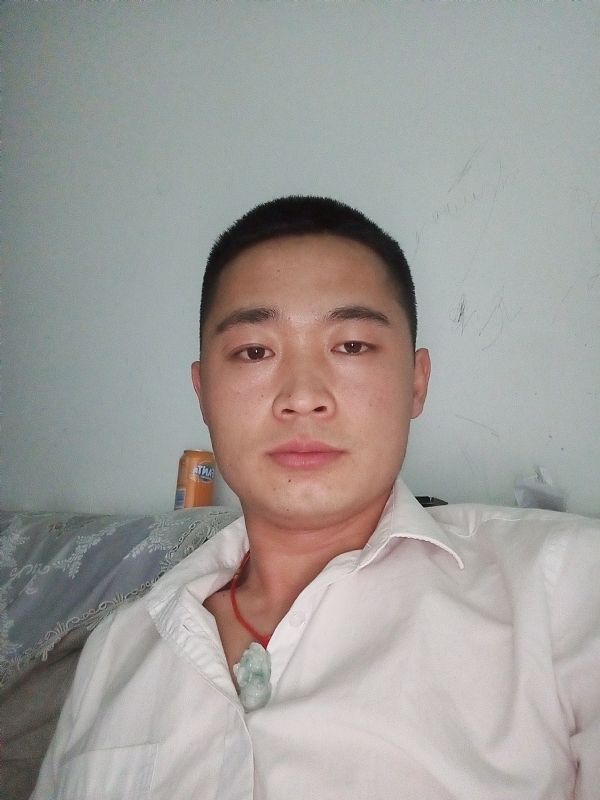 也许太年轻的第一张照片--安阳相亲服务中心