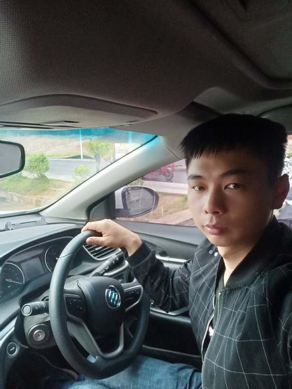 宇的第二张照片--安阳相亲服务中心