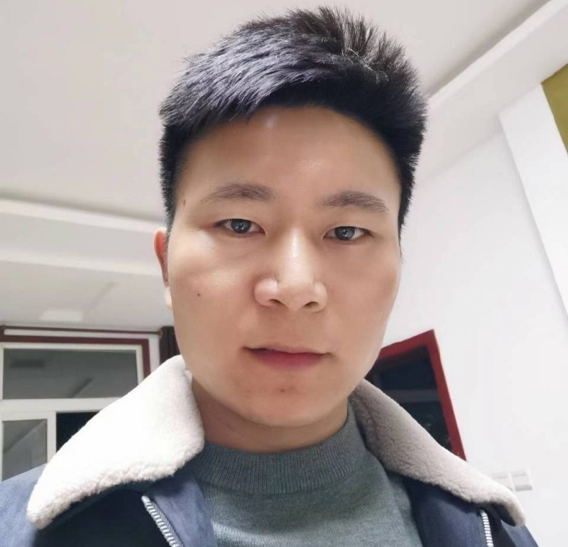 延峰的第一张照片--安阳相亲服务中心