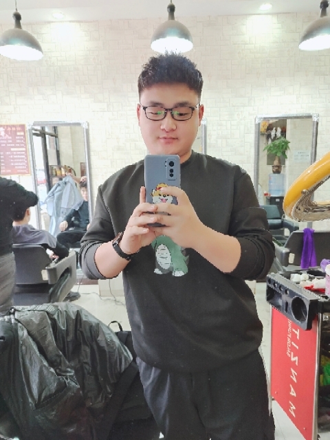 不吃香菜的第一张照片--安阳相亲服务中心