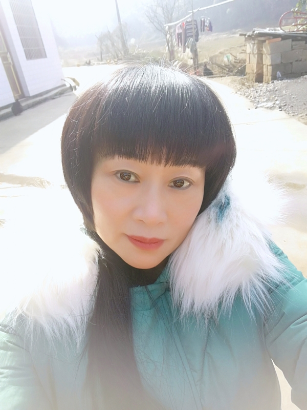 金鱼儿的第一张照片--安阳相亲服务中心