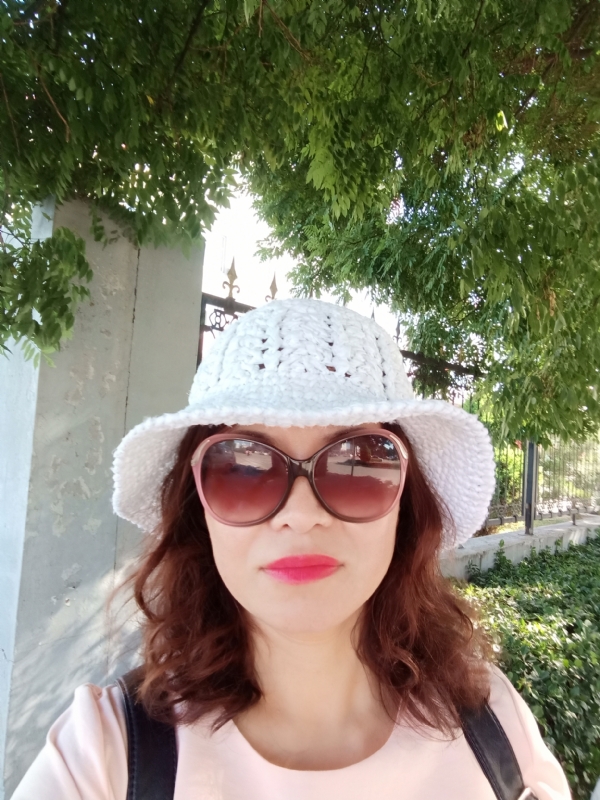 夏花依旧的第一张照片--安阳相亲服务中心