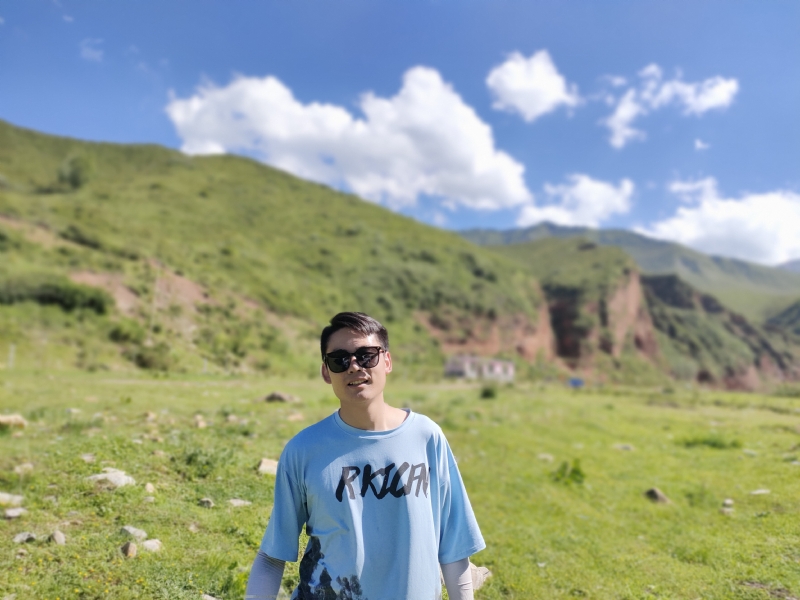 祁三岁的第一张照片--安阳相亲服务中心