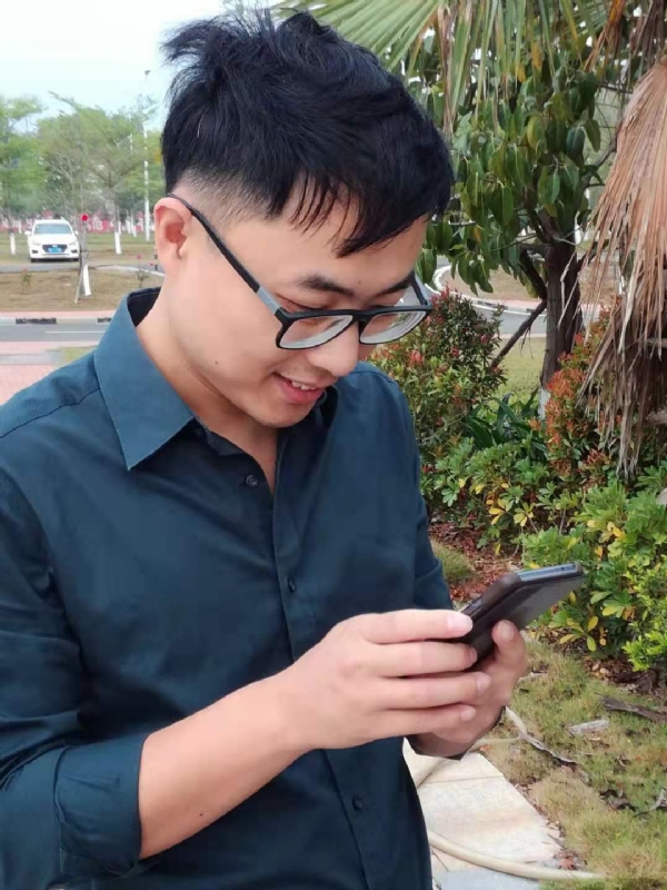 鼠王子的第一张照片--安阳相亲服务中心