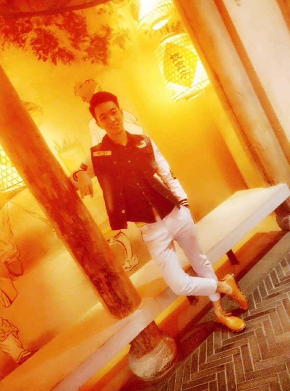 滞后的微笑的第四张照片--安阳相亲服务中心