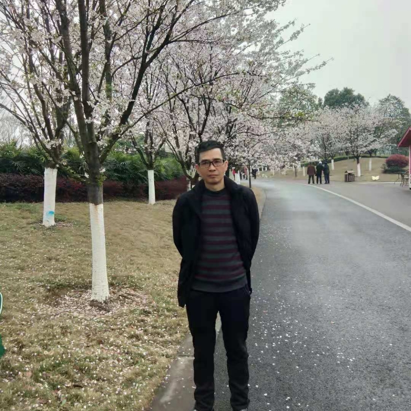 痴心爱人的第一张照片--安阳相亲服务中心