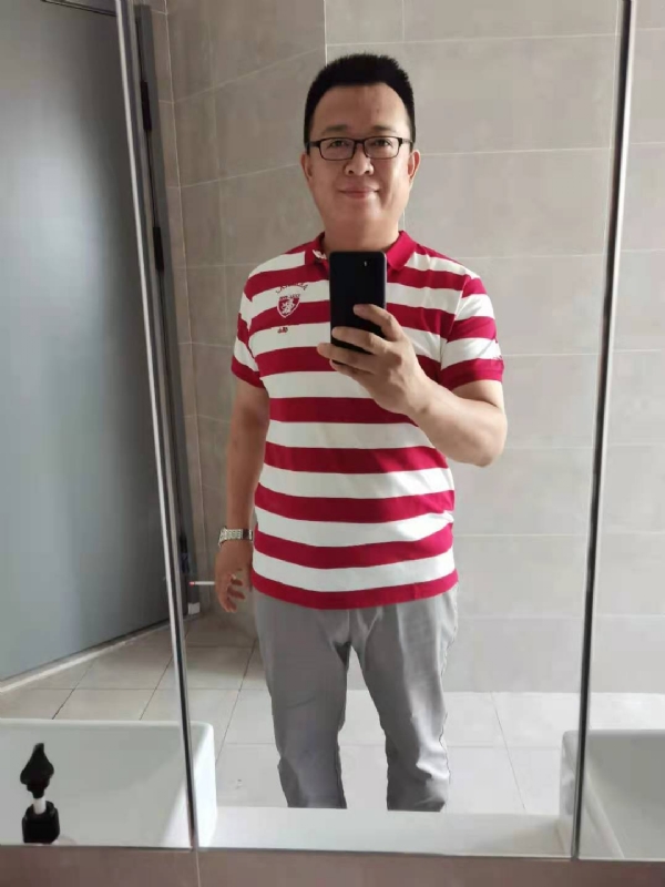 行走的打桩机的第二张照片--安阳相亲服务中心