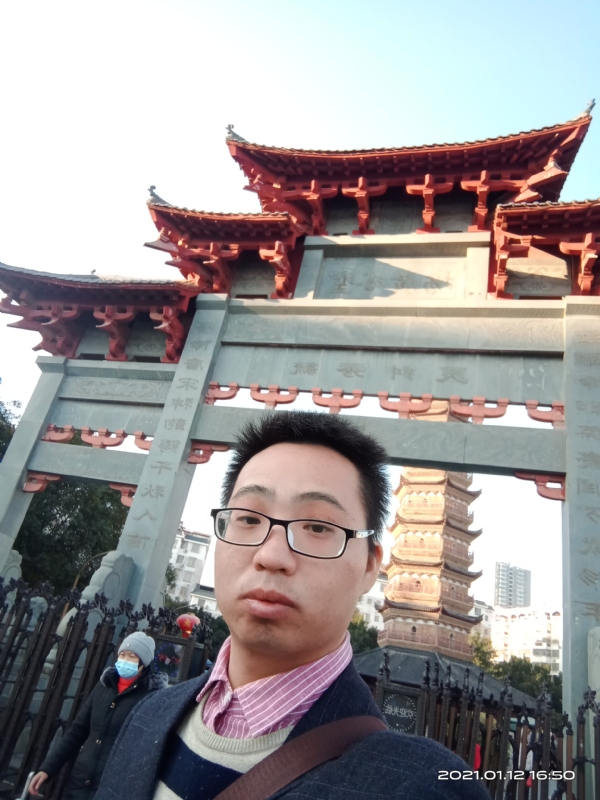 碧血丹心的第一张照片--安阳相亲服务中心