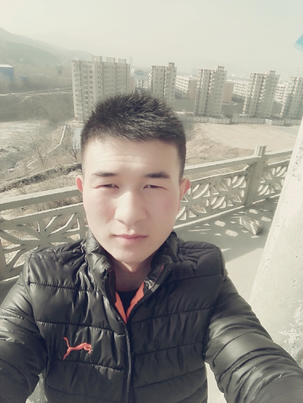 兵心依旧的第一张照片--安阳相亲服务中心