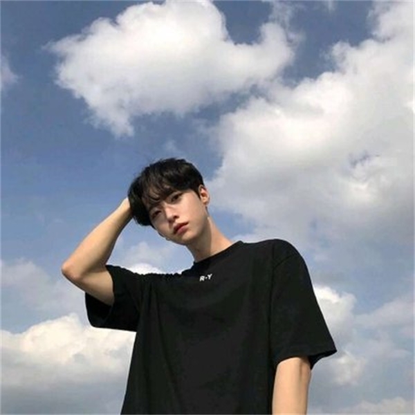 不忘初心的第一张照片--安阳相亲服务中心