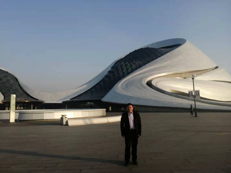 荣荣的第一张照片--安阳相亲服务中心