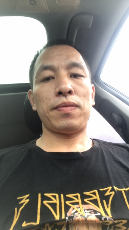 迷茫的第一张照片--安阳相亲服务中心