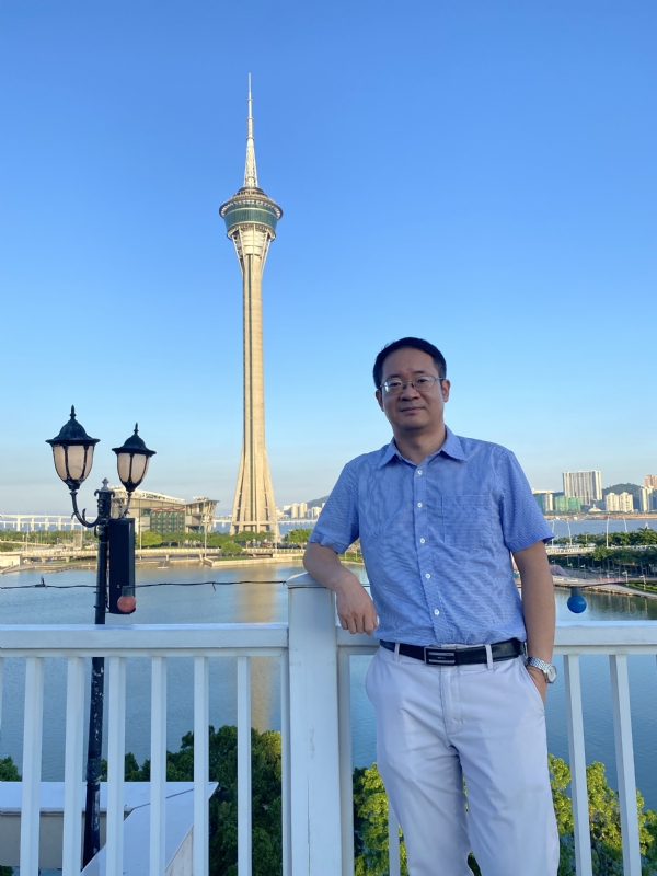 Yangyi的第三张照片--安阳相亲服务中心