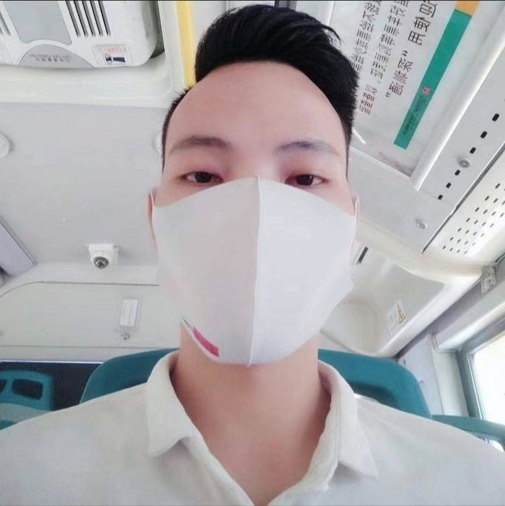 摆渡者的第一张照片--安阳相亲服务中心