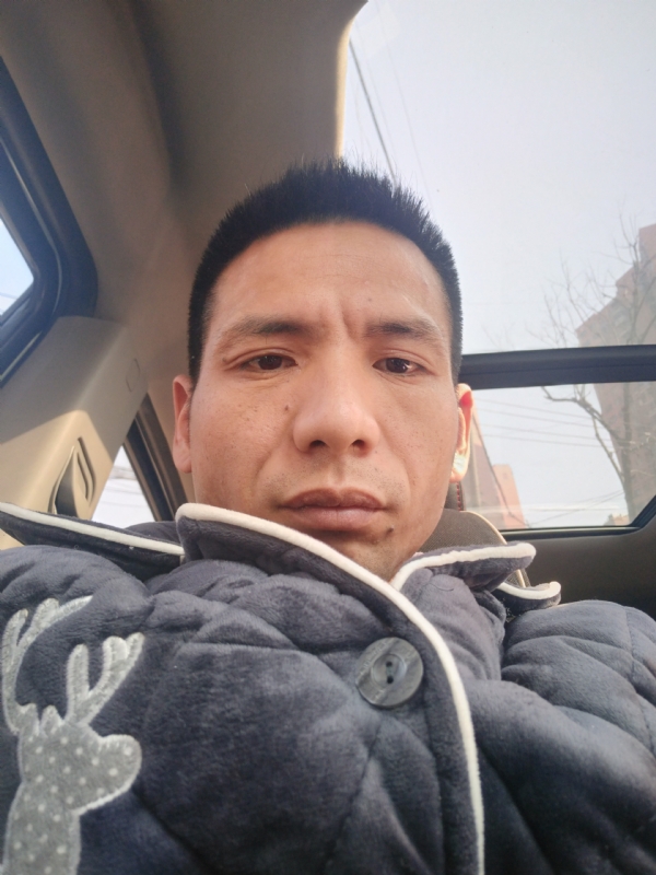 青春不长在的第一张照片--安阳相亲服务中心