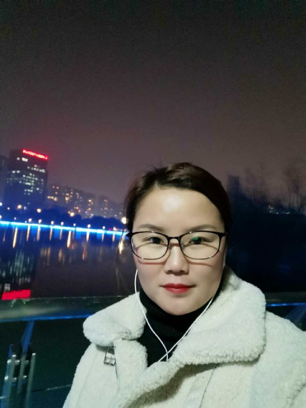 小英的第一张照片--安阳相亲服务中心