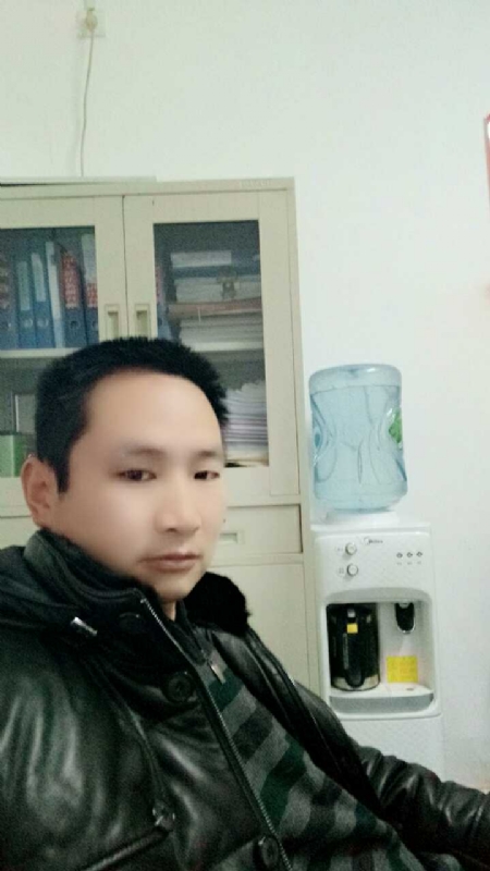 蓝色棒棒糖的第一张照片--安阳相亲服务中心