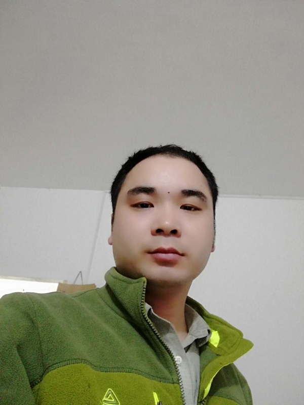 王群松的第一张照片--安阳相亲服务中心