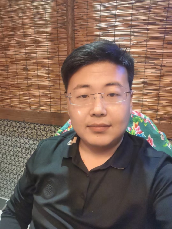 刘先生的第一张照片--安阳相亲服务中心