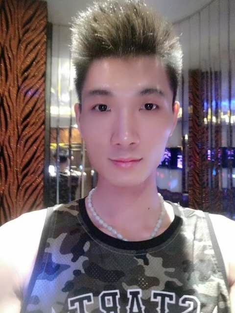 人生如戏的第一张照片--安阳相亲服务中心