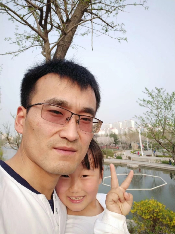 简单的幸福的第一张照片--安阳相亲服务中心