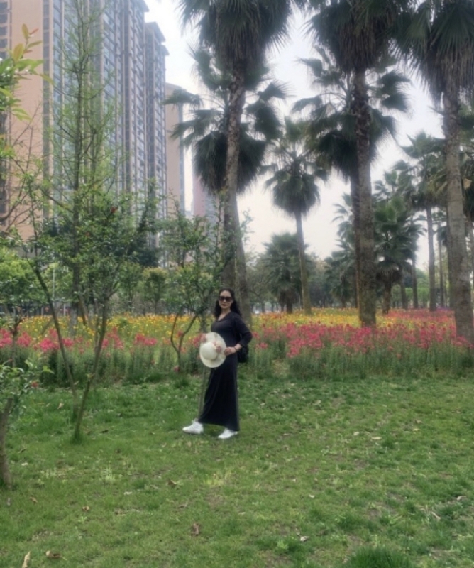 粉墨登场的第一张照片--安阳相亲服务中心