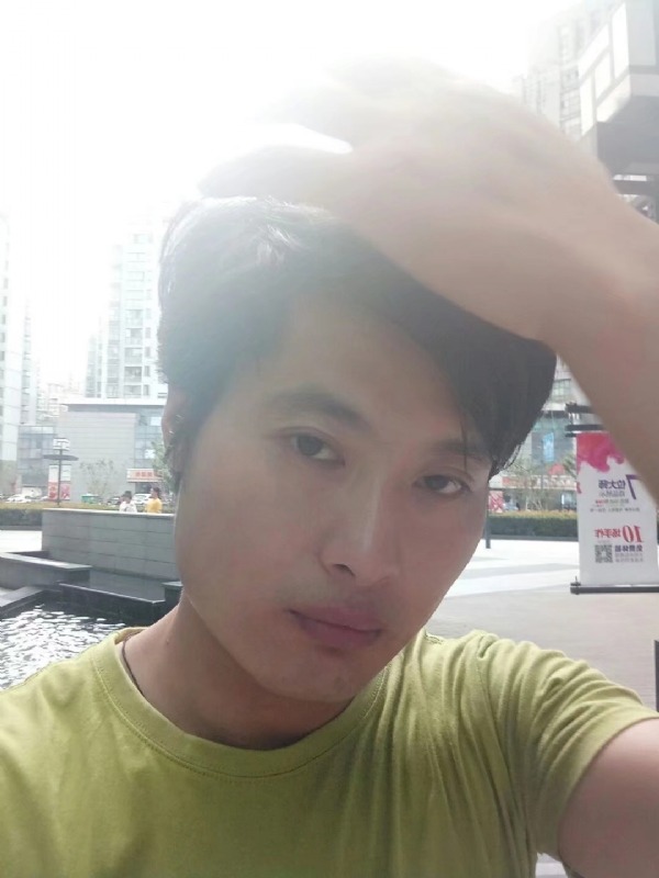 钢铁侠的第一张照片--安阳相亲服务中心