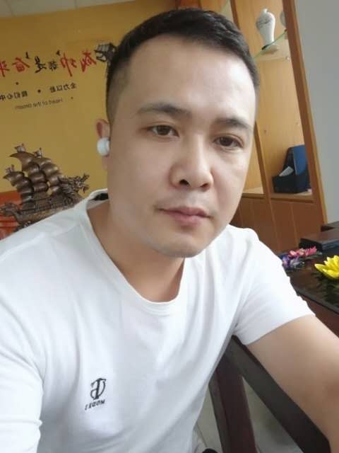 礼哥的第二张照片--安阳相亲服务中心