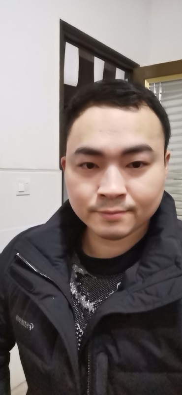 老实人的第一张照片--安阳相亲服务中心