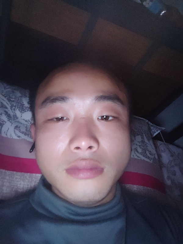 偏爱的第一张照片--安阳相亲服务中心