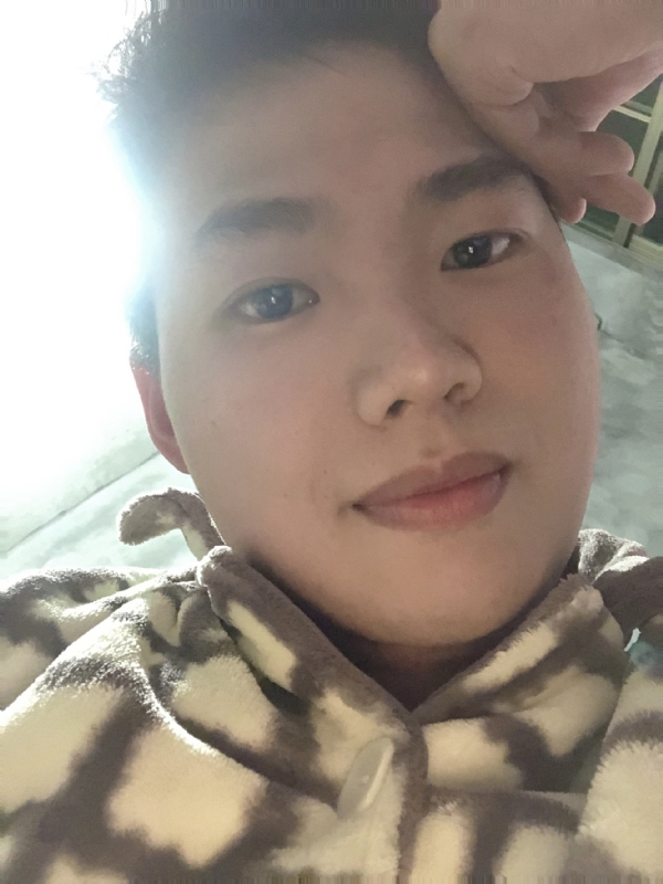 她的第四张照片--安阳相亲服务中心