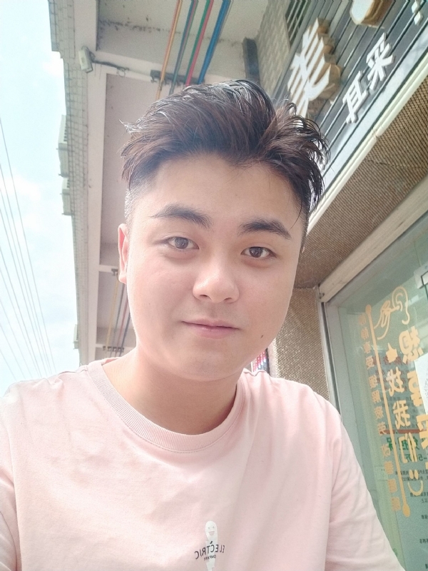 李健诚的第一张照片--安阳相亲服务中心