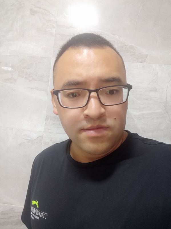 只愿得一人心的第三张照片--安阳相亲服务中心