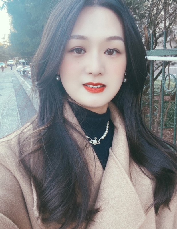 盧盈穎的第一张照片--安阳相亲服务中心